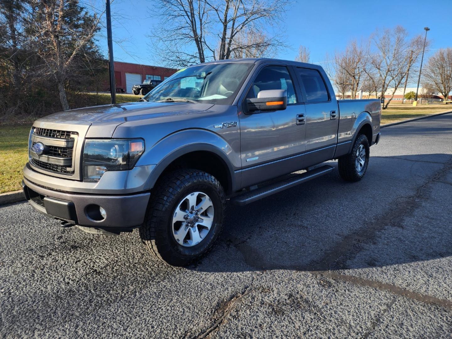 2014 GRAY /Gray Ford F-150 FX4 SuperCrew 6.5-ft. Bed 4WD (1FTFW1ET1EK) with an 3.5L V6 TURBO engine, 6-Speed Automatic transmission, located at 1221 Madison St., Shelbyville, TN, 37160, (931) 680-9439, 0.000000, 0.000000 - Photo#0